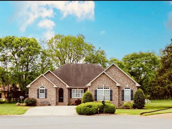 123 Tioga Ct, Murfreesboro, TN 37129