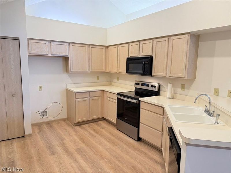 2040 Whippoorwill Lane, Mansfield, OH 44906 Photo 4