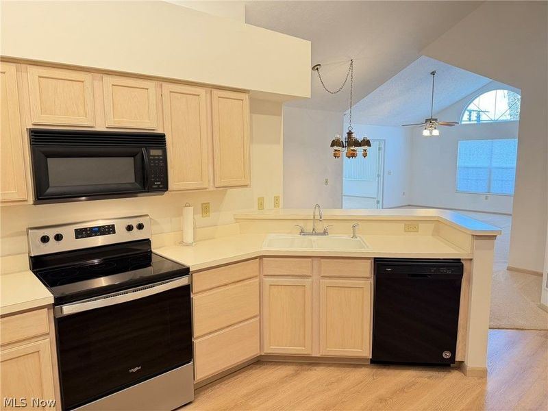 2040 Whippoorwill Lane, Mansfield, OH 44906 Photo 6