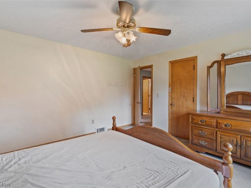 314 E Paradise Street, Orrville, OH 44667 Photo 16