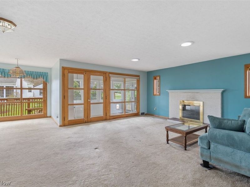 314 E Paradise Street, Orrville, OH 44667 Photo 4