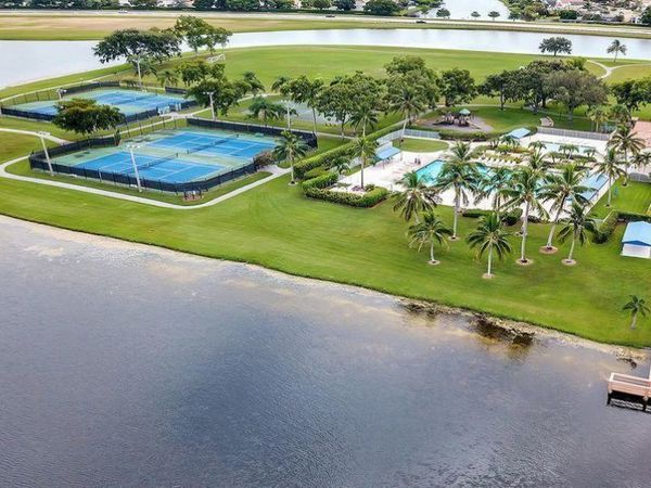 7787 Springfield Lake Drive, Lake Worth, FL 33467