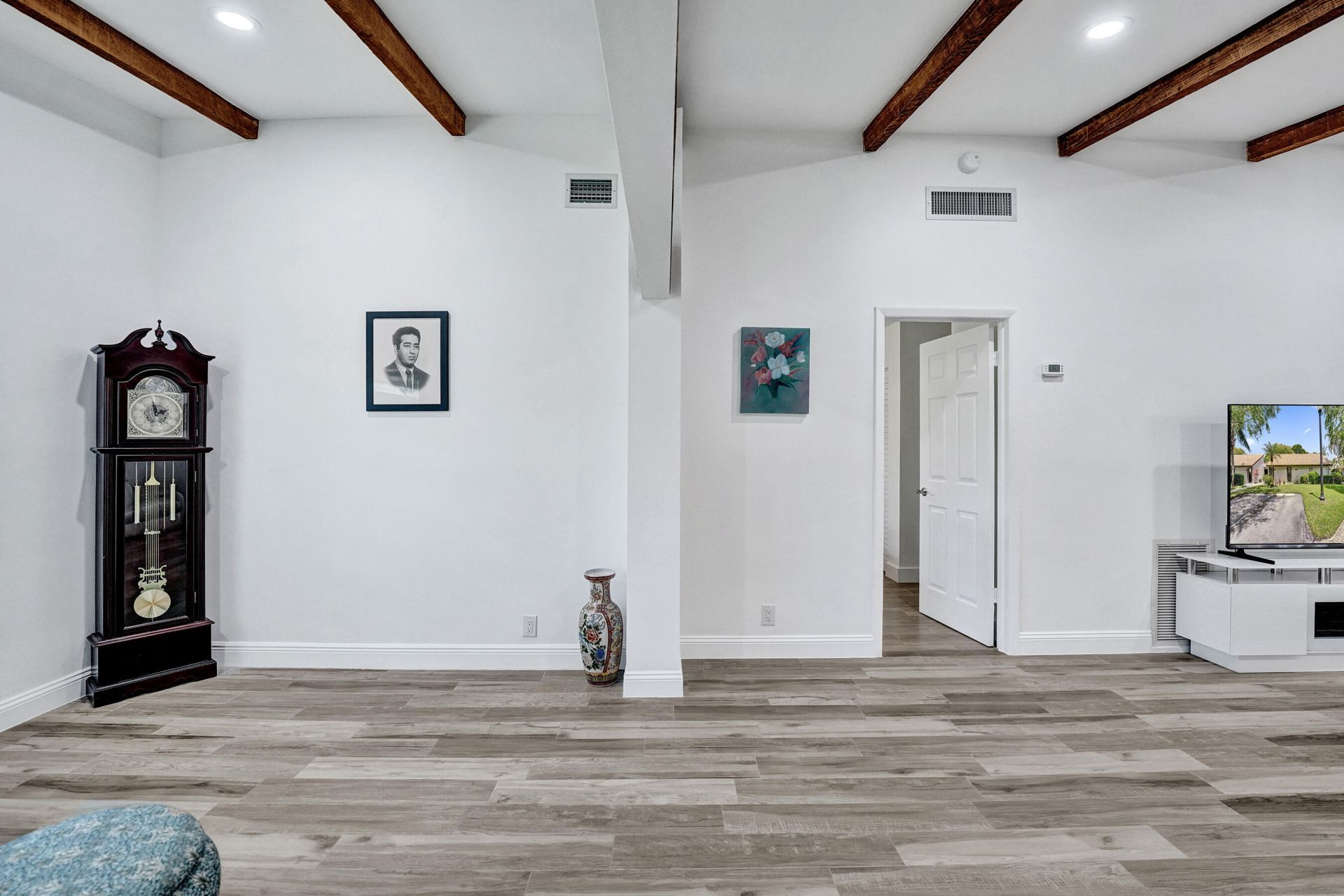 9707 N New River Canal Road, Unit 221, Plantation, FL 33324 Photo