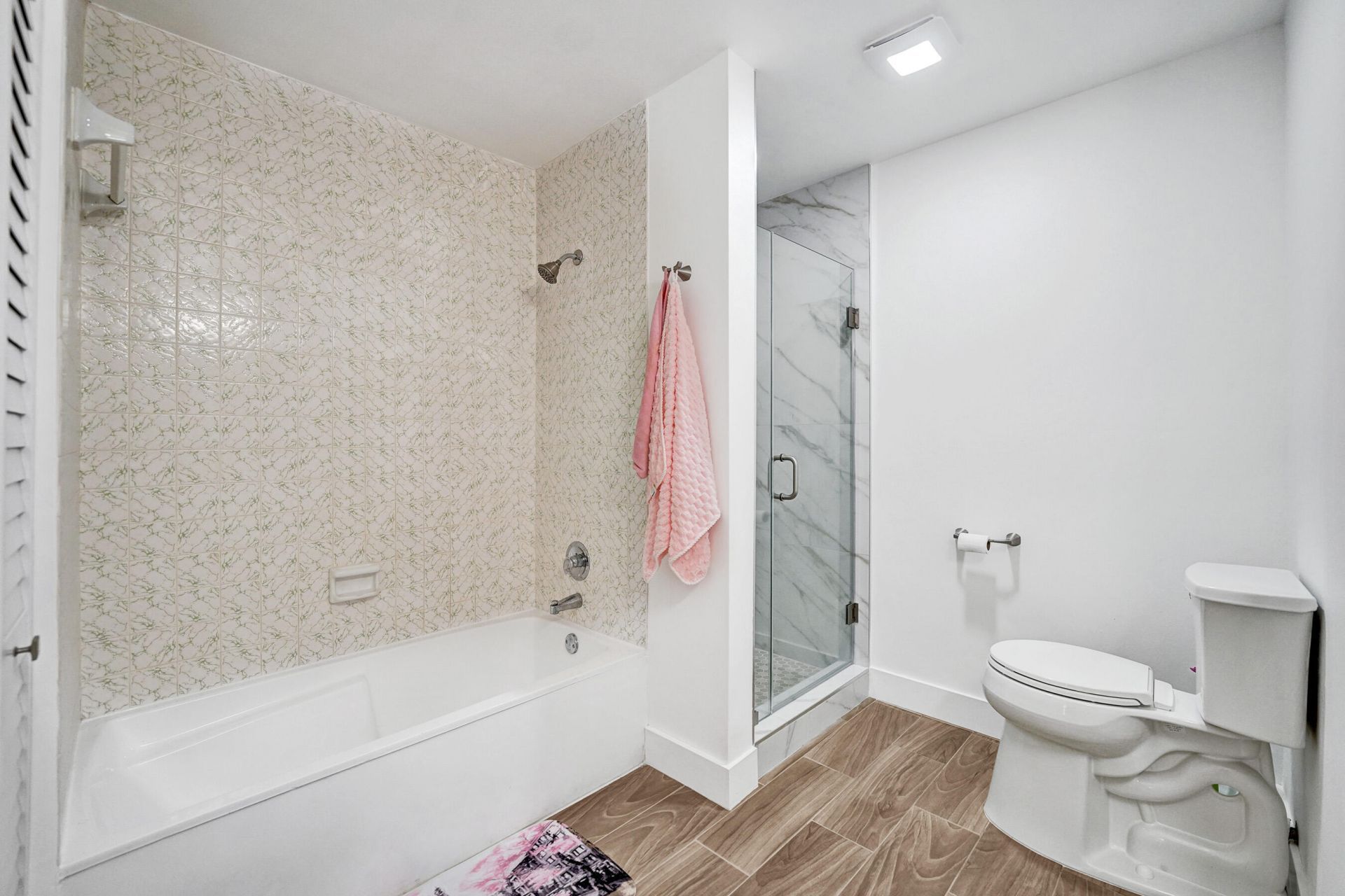 9707 N New River Canal Road, Unit 221, Plantation, FL 33324 Photo