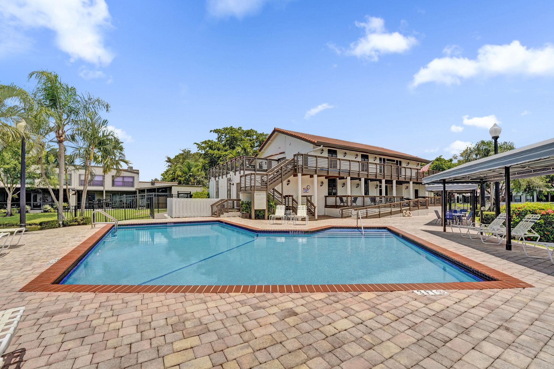 9707 N New River Canal Road, Unit 221, Plantation, FL 33324 Photo