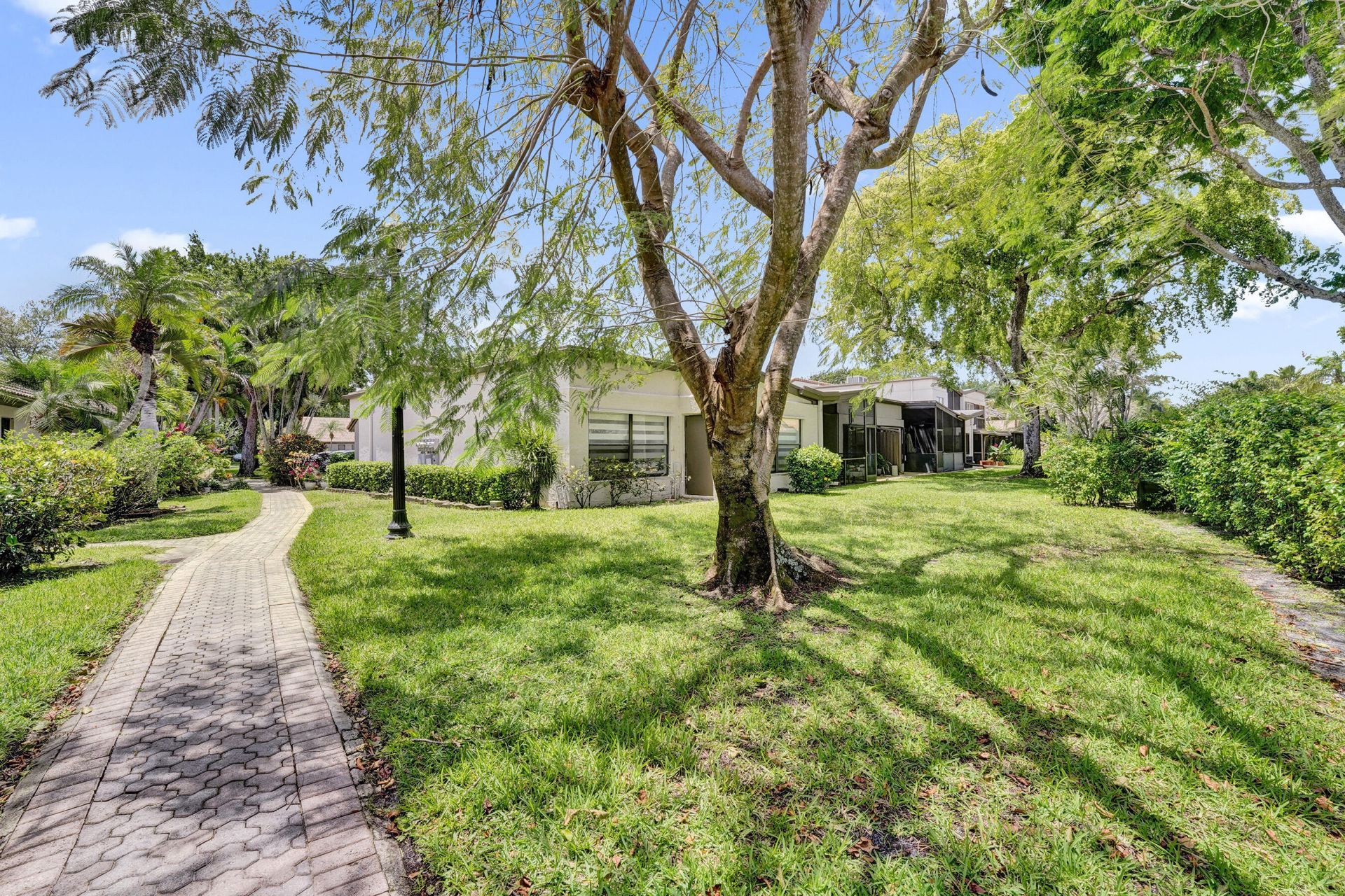 9707 N New River Canal Road, Unit 221, Plantation, FL 33324 Photo