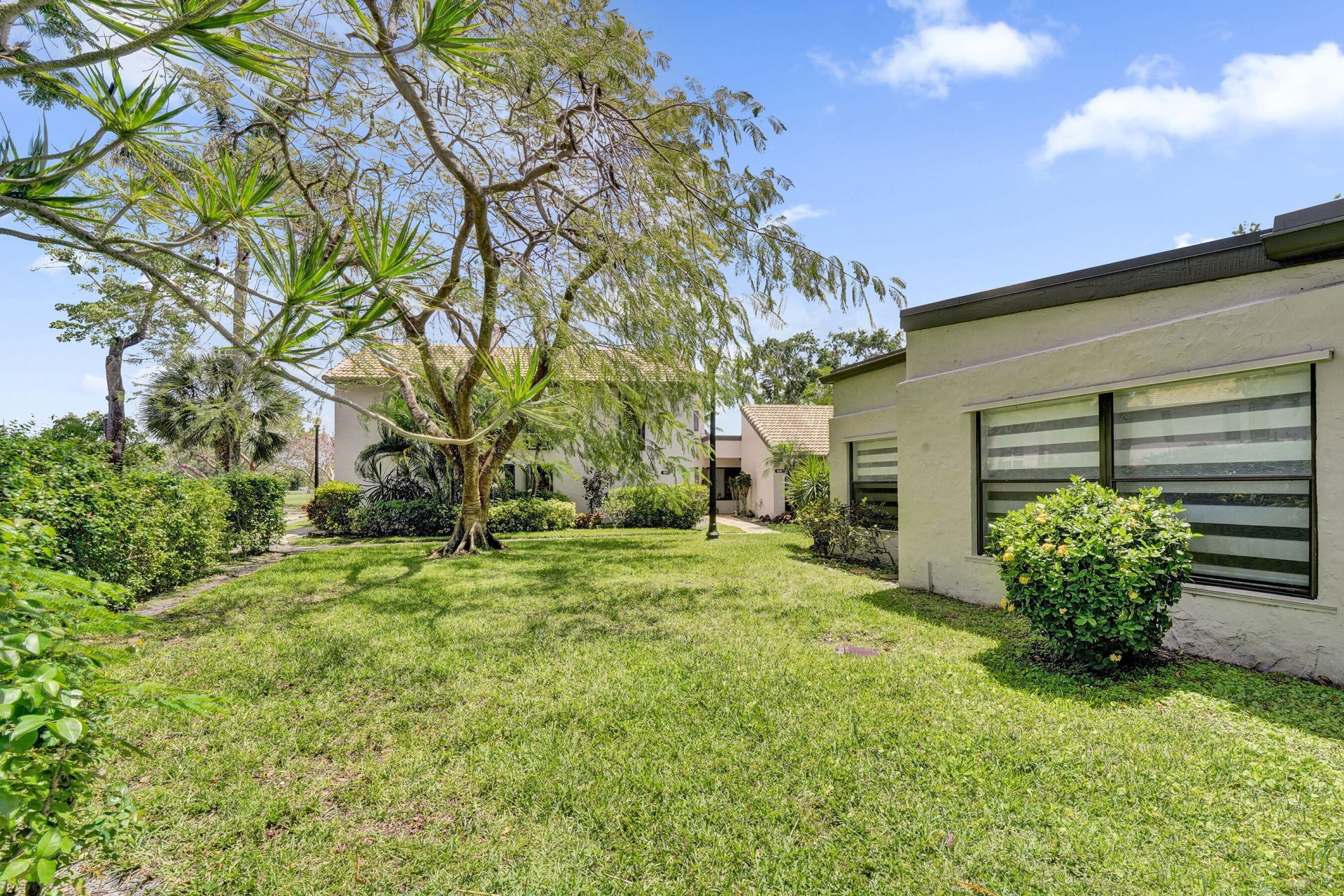 9707 N New River Canal Road, Unit 221, Plantation, FL 33324 Photo