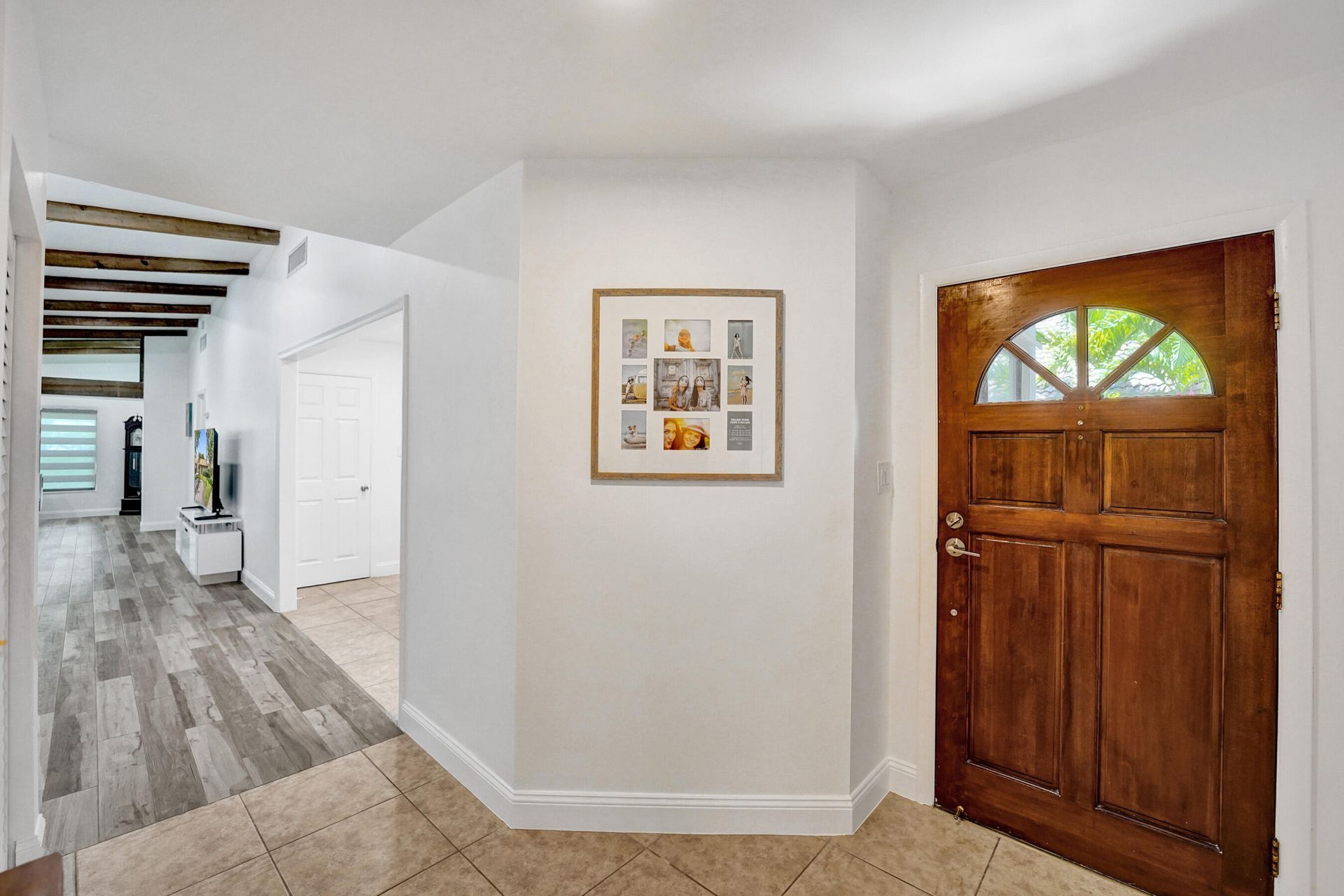 9707 N New River Canal Road, Unit 221, Plantation, FL 33324 Photo