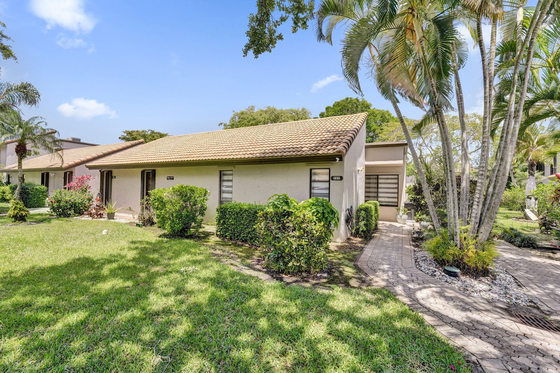 9707 N New River Canal Road, Unit 221, Plantation, FL 33324 Photo