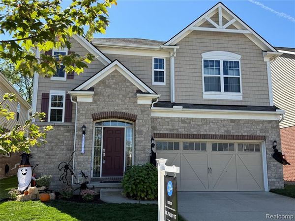 49645 Hartwick Drive, Novi, MI 48374