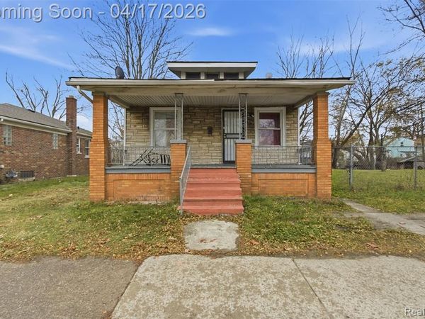 5056 Charles Street, Hamtramck, MI 48212