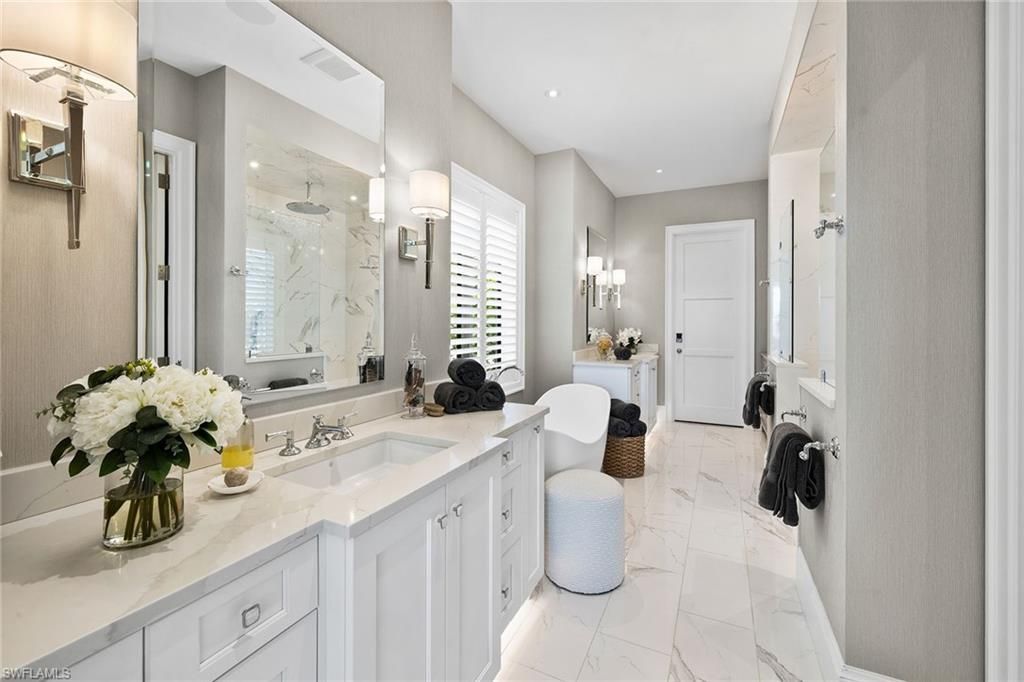 1850 Kingfish Rd, Naples, FL 34102 Photo