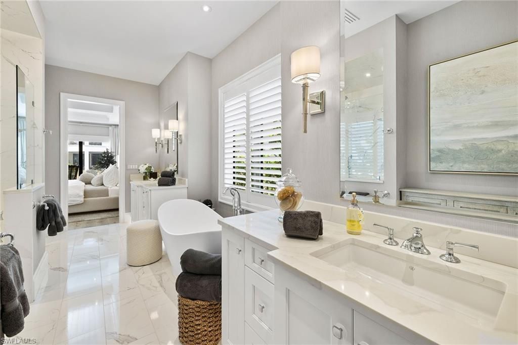 1850 Kingfish Rd, Naples, FL 34102 Photo