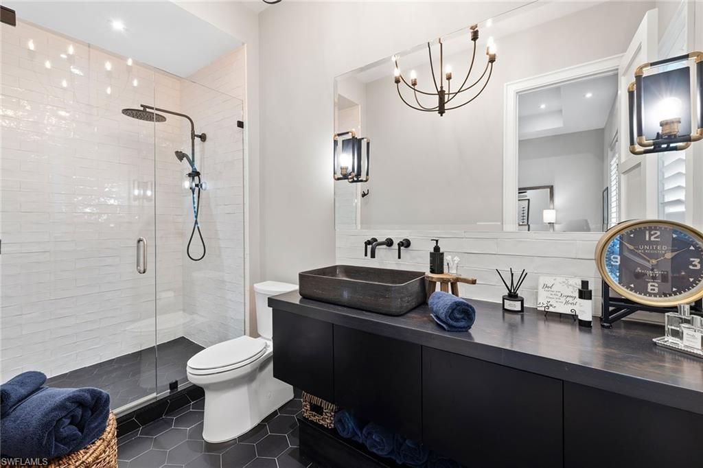 1850 Kingfish Rd, Naples, FL 34102 Photo