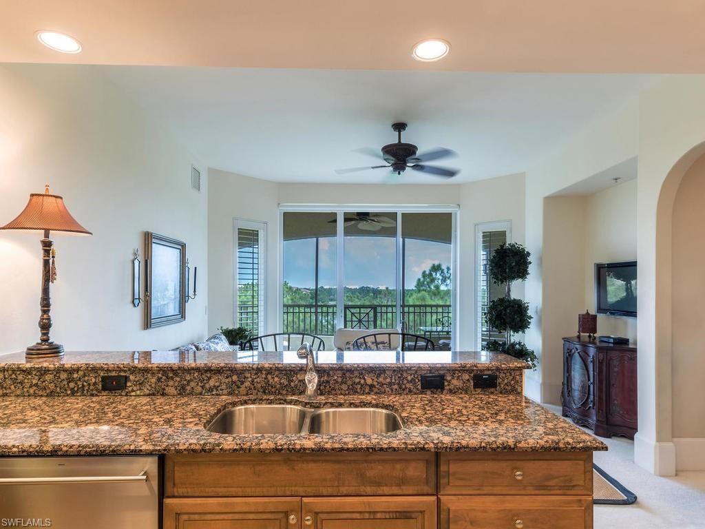 2728 Tiburon Blvd E, Unit PH-503, Naples, FL 34109 Photo