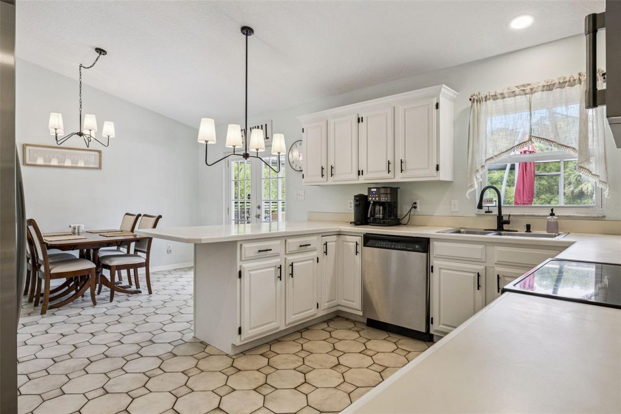 431 N Meander Drive, Altamonte Springs, FL 32714 Photo