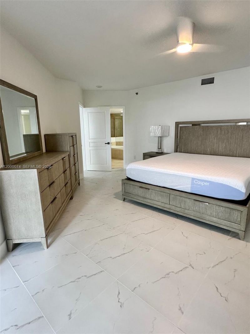 8925 Collins Ave, Unit 2J, Surfside, FL 33154 Photo