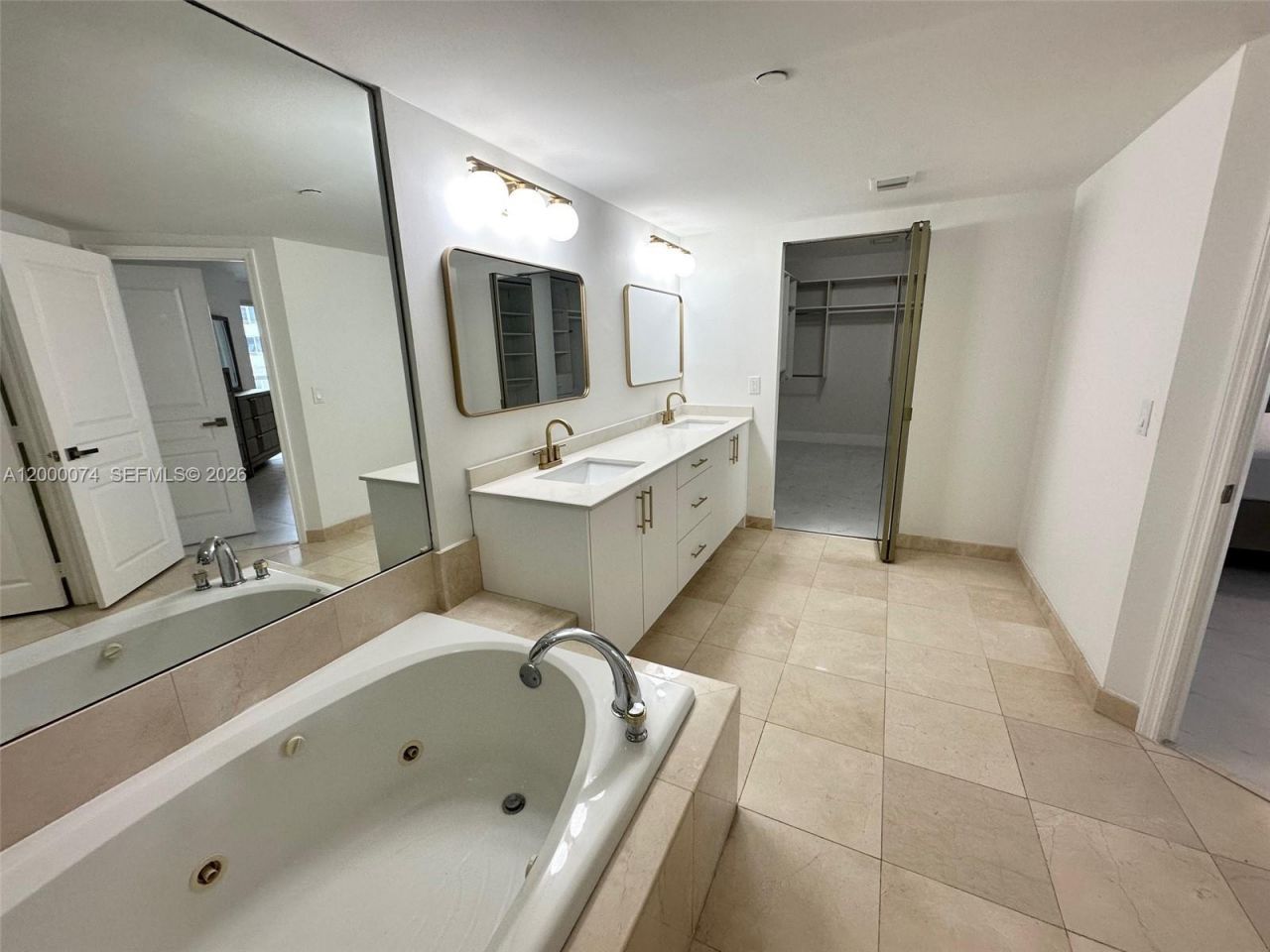 8925 Collins Ave, Unit 2J, Surfside, FL 33154 Photo