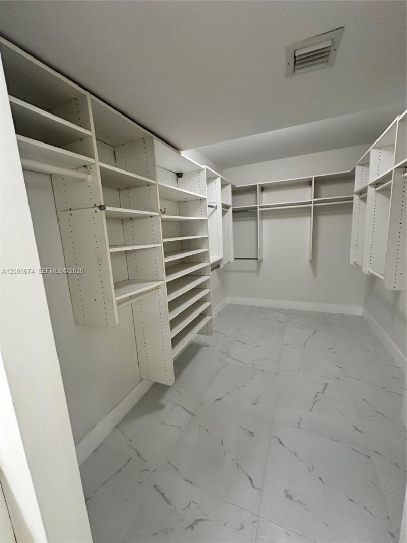 8925 Collins Ave, Unit 2J, Surfside, FL 33154 Photo