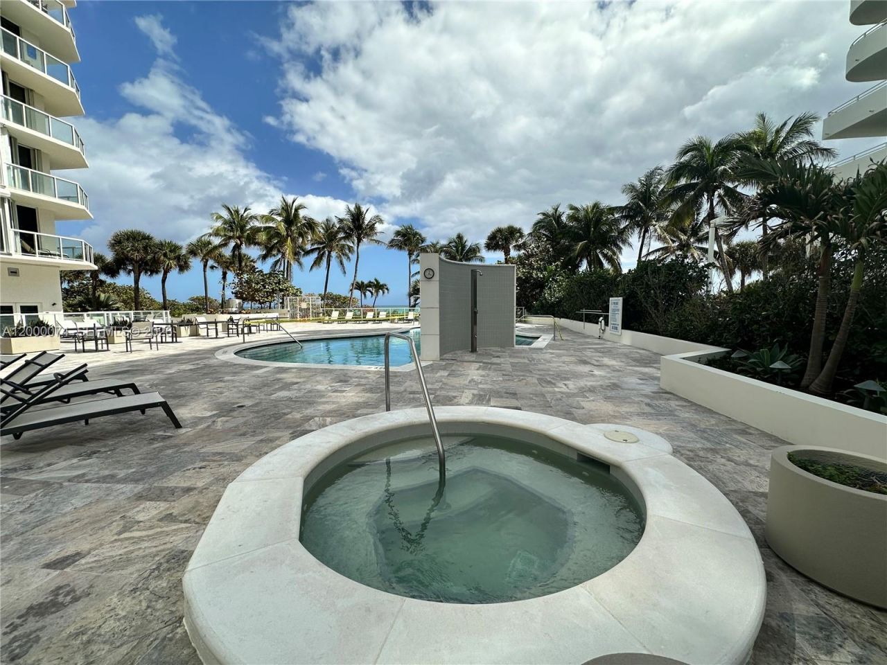 8925 Collins Ave, Unit 2J, Surfside, FL 33154 Photo