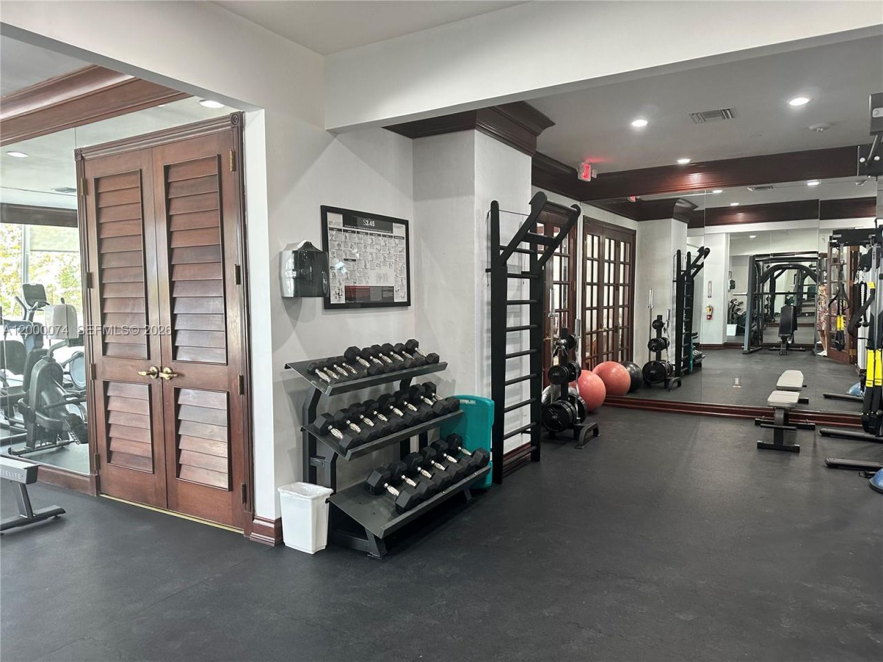 8925 Collins Ave, Unit 2J, Surfside, FL 33154 Photo