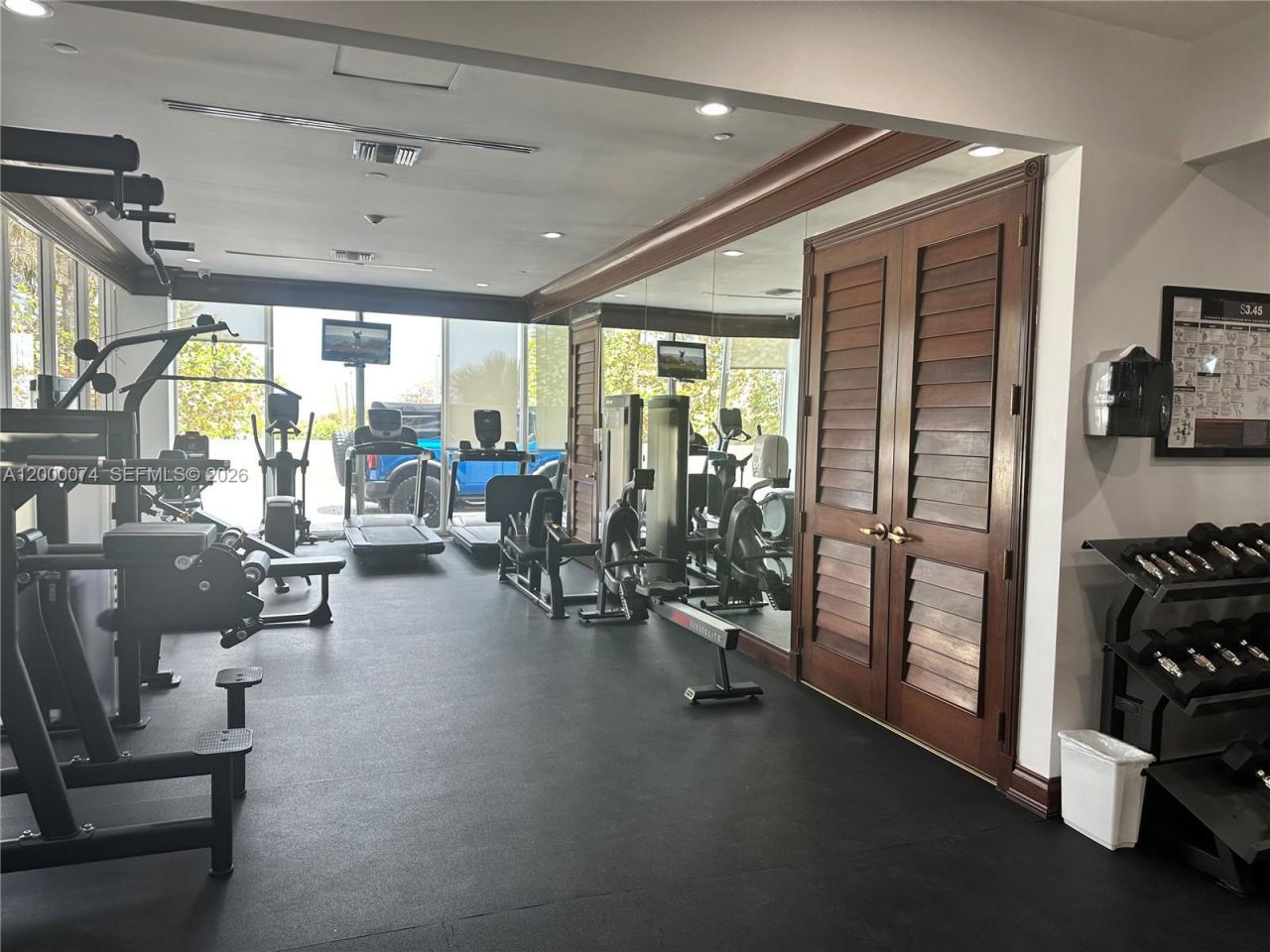 8925 Collins Ave, Unit 2J, Surfside, FL 33154 Photo