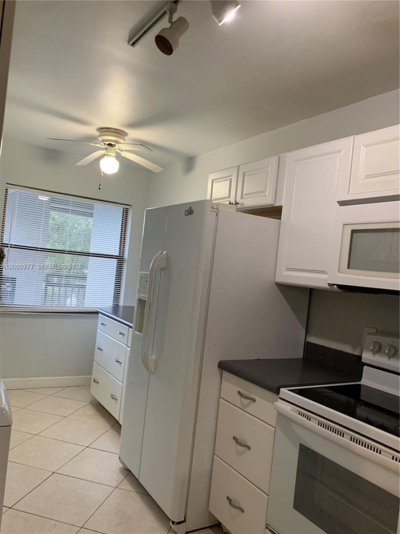 2906 SW 21st Ter, Unit 312C, Delray Beach, FL 33445 Photo