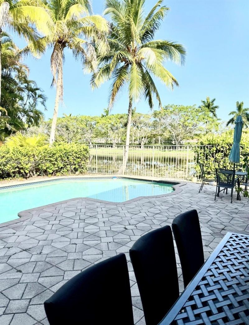 3700 Oak Ridge Ln, Weston, FL 33331 Photo