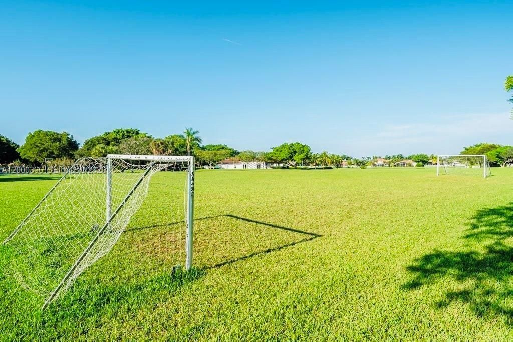 3700 Oak Ridge Ln, Weston, FL 33331 Photo