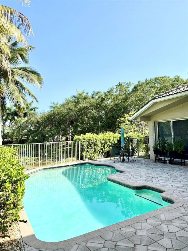 3700 Oak Ridge Ln, Weston, FL 33331 Photo