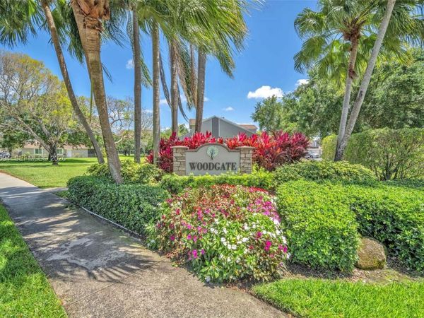 15743 Woodgate Pl , Unit E, Sunrise, FL 33326