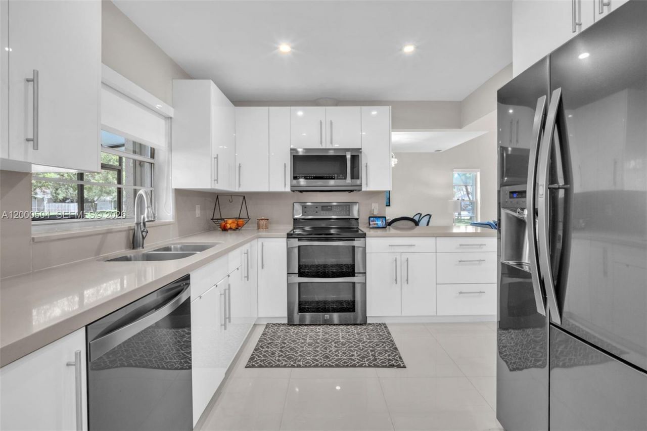 15743 Woodgate Pl , Unit E, Sunrise, FL 33326 Photo