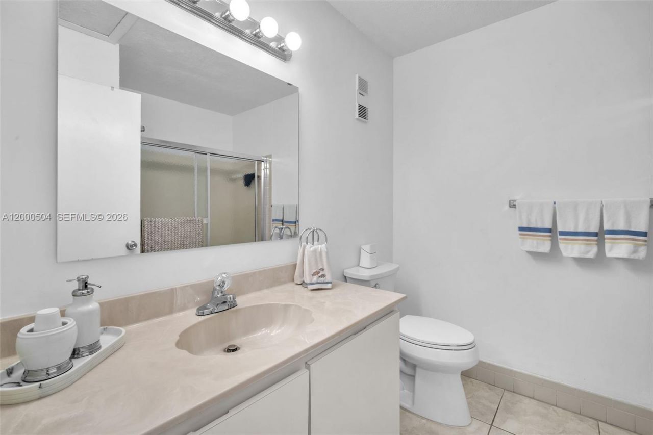 15743 Woodgate Pl , Unit E, Sunrise, FL 33326 Photo