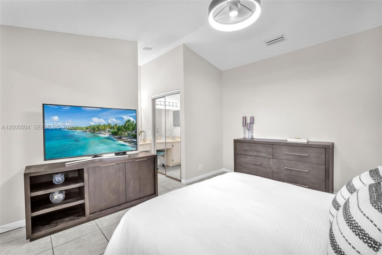 15743 Woodgate Pl , Unit E, Sunrise, FL 33326 Photo