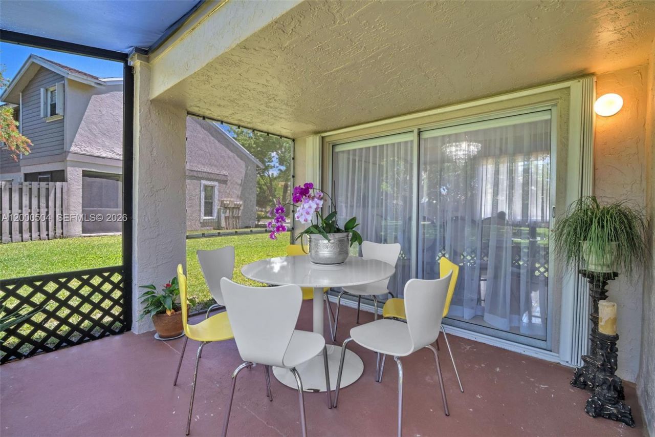 15743 Woodgate Pl , Unit E, Sunrise, FL 33326 Photo