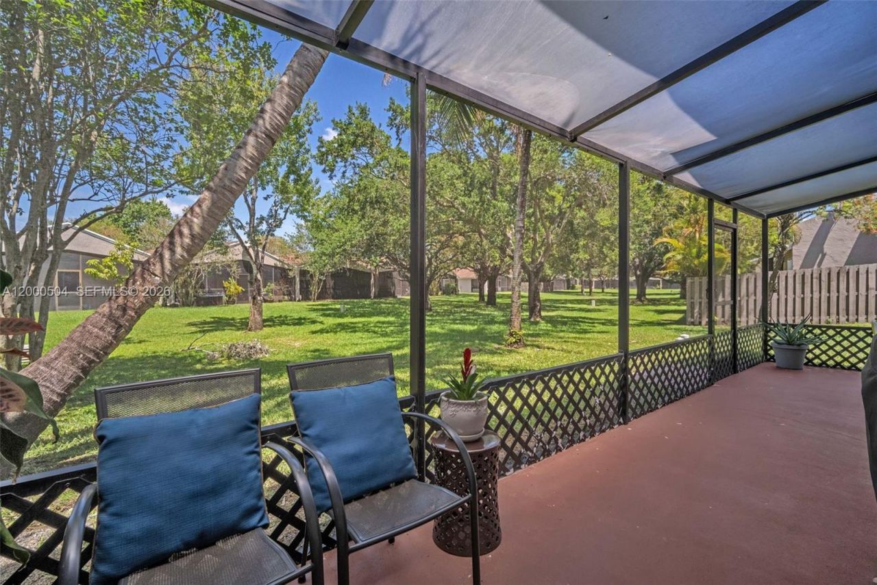 15743 Woodgate Pl , Unit E, Sunrise, FL 33326 Photo