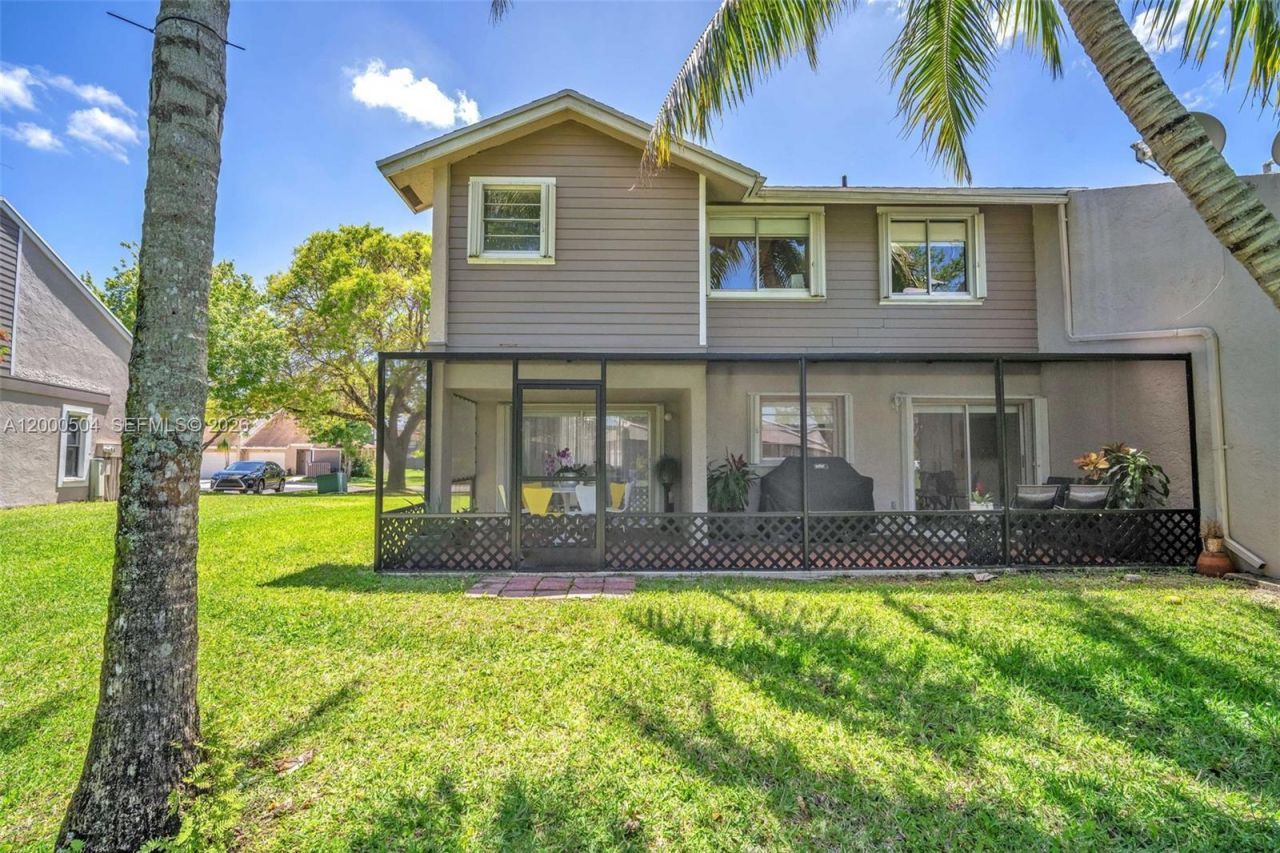 15743 Woodgate Pl , Unit E, Sunrise, FL 33326 Photo