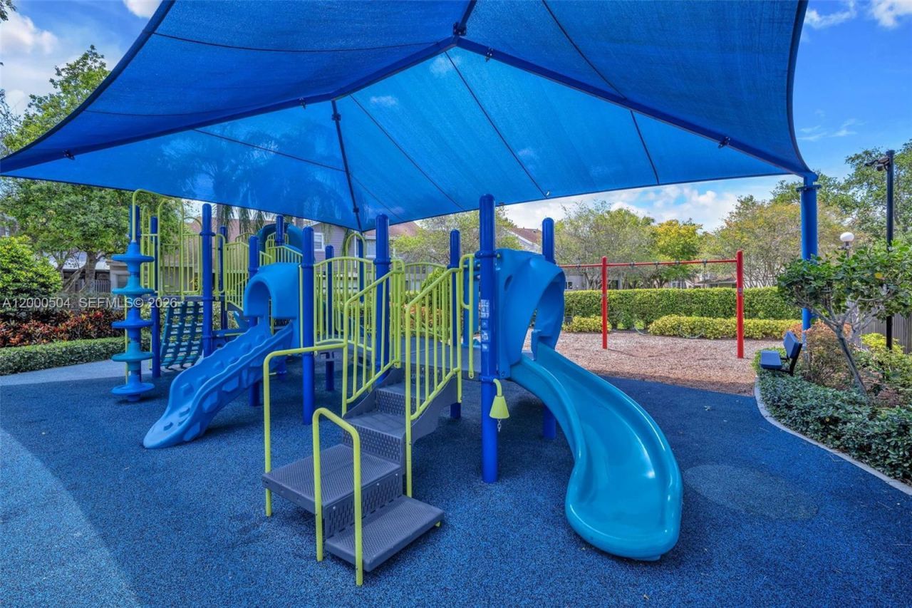 15743 Woodgate Pl , Unit E, Sunrise, FL 33326 Photo