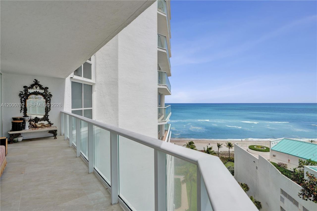 16485 Collins Ave , Unit 832, Sunny Isles Beach, FL 33160 Photo