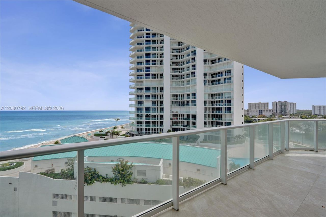 16485 Collins Ave , Unit 832, Sunny Isles Beach, FL 33160 Photo