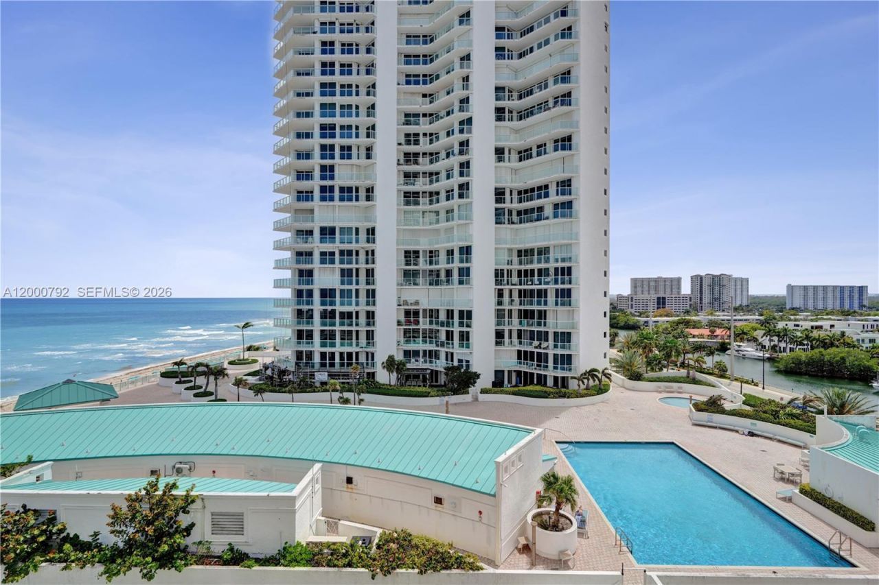16485 Collins Ave , Unit 832, Sunny Isles Beach, FL 33160 Photo