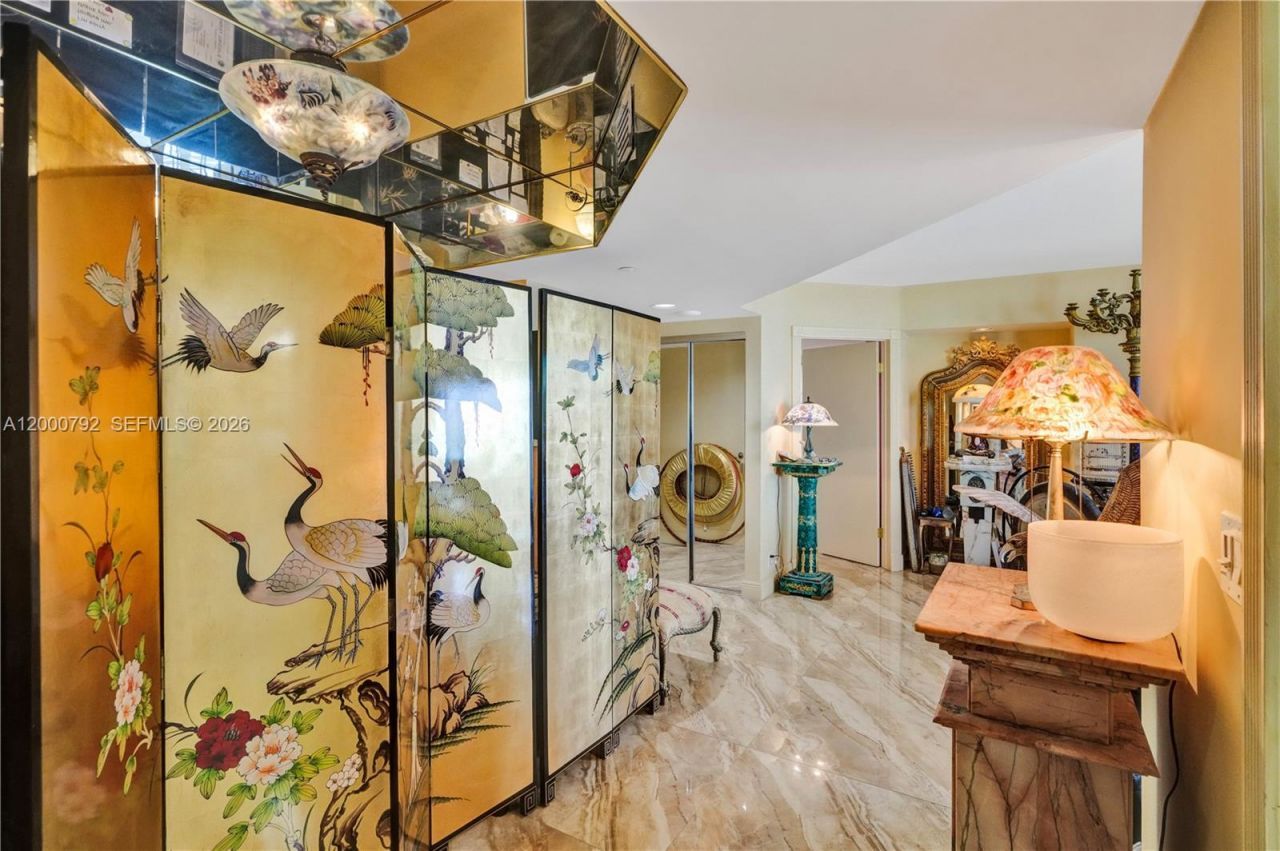 16485 Collins Ave , Unit 832, Sunny Isles Beach, FL 33160 Photo