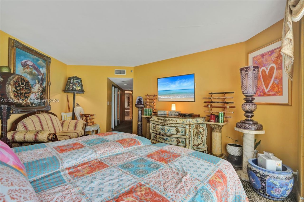 16485 Collins Ave, Unit 832, Sunny Isles Beach, FL 33160 Photo