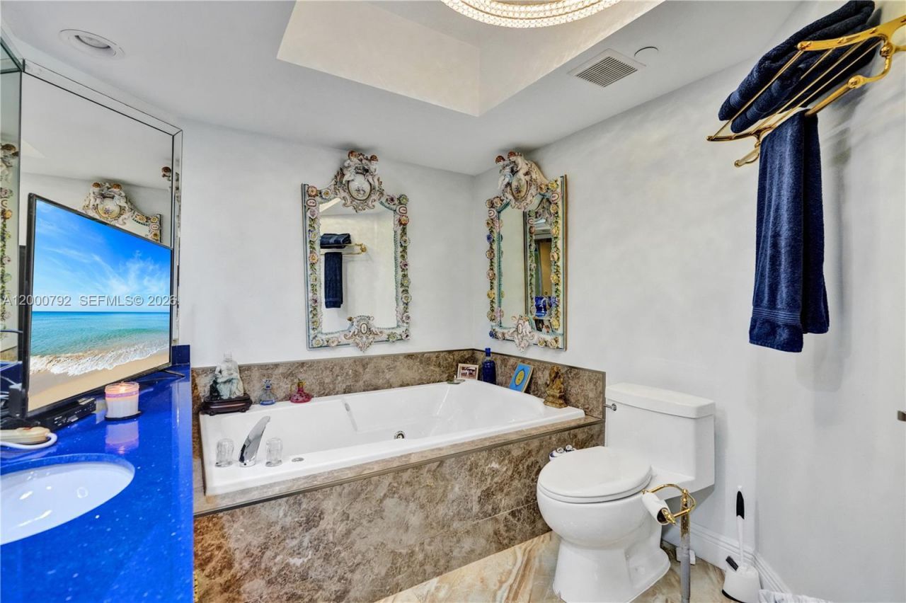 16485 Collins Ave, Unit 832, Sunny Isles Beach, FL 33160 Photo