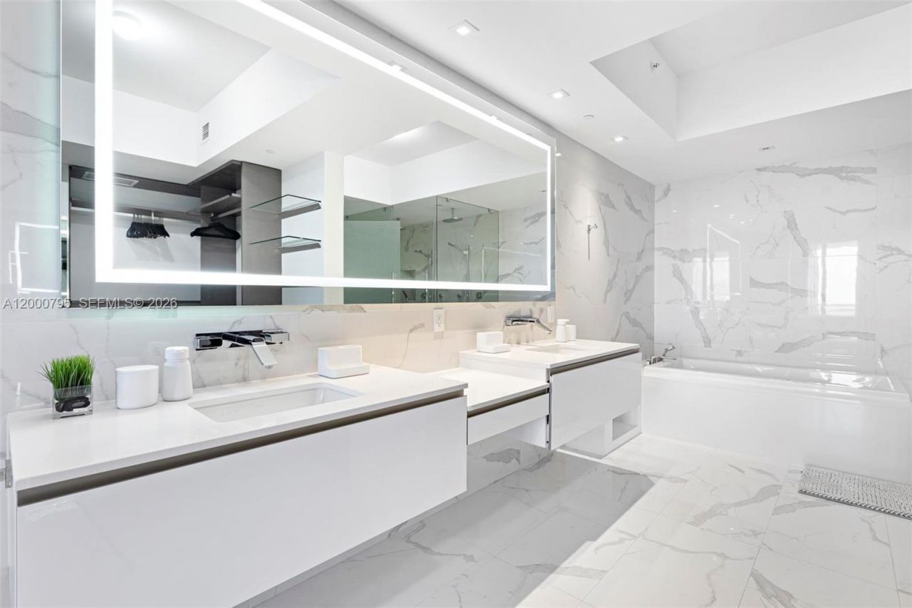 5500 Island Estates Dr, Unit 506, Aventura, FL 33160 Photo