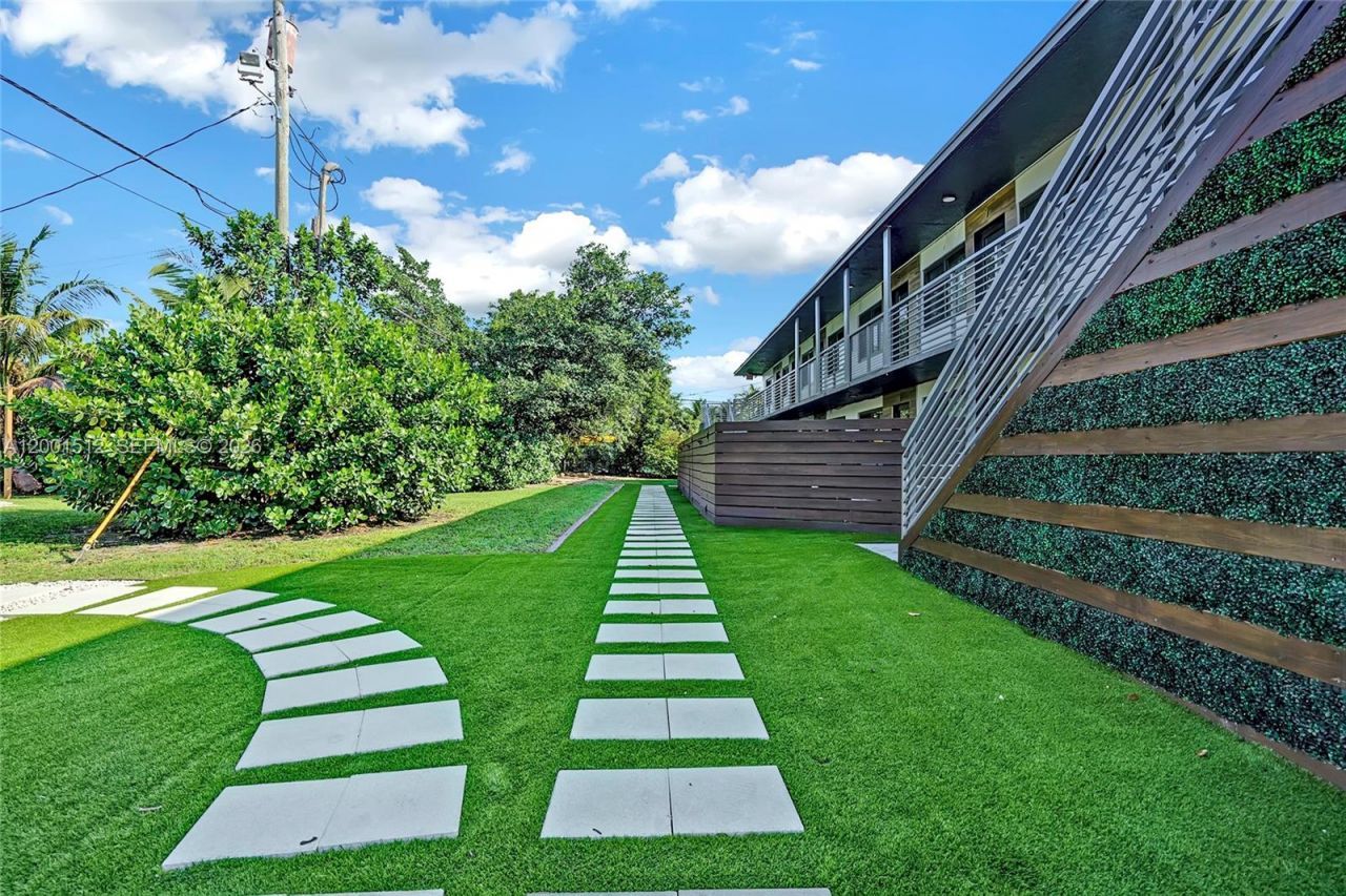 335 SW 20th St, Unit 9, Fort Lauderdale, FL 33315 Photo