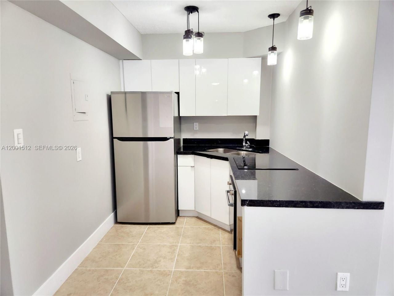 335 SW 20th St, Unit 9, Fort Lauderdale, FL 33315 Photo