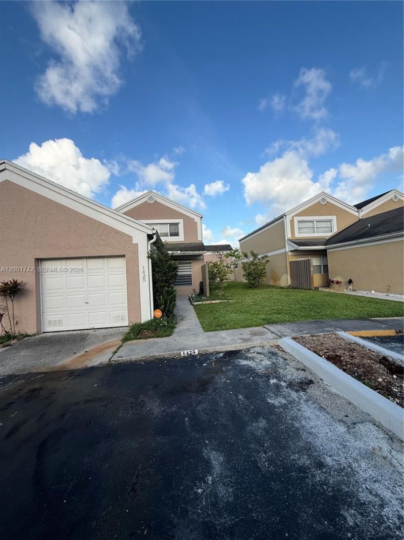 1425 NW 124th Ave, Unit 1425, Pembroke Pines, FL 33026 Photo
