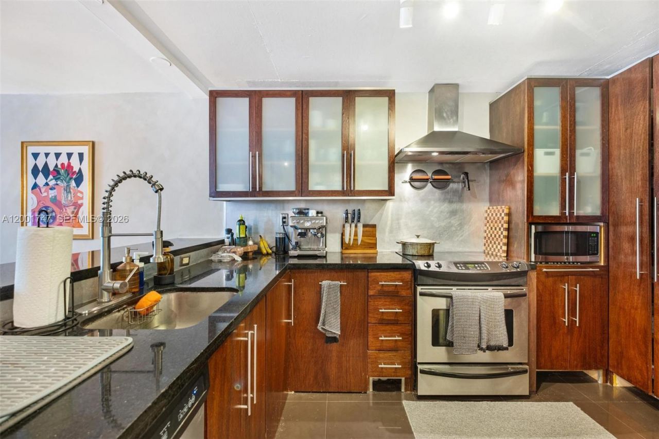 555 NE 15th St, Unit 26F, Miami, FL 33132 Photo