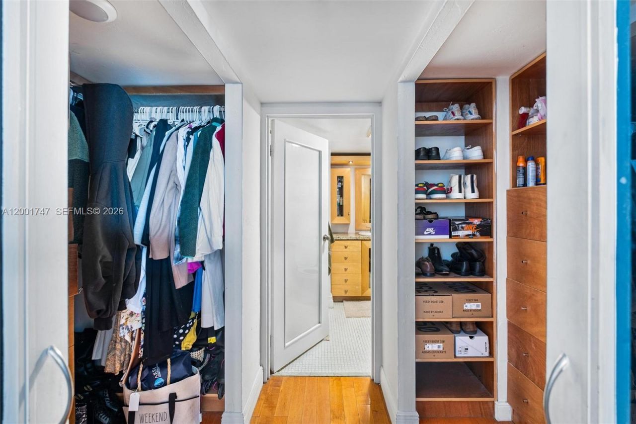 555 NE 15th St, Unit 26F, Miami, FL 33132 Photo